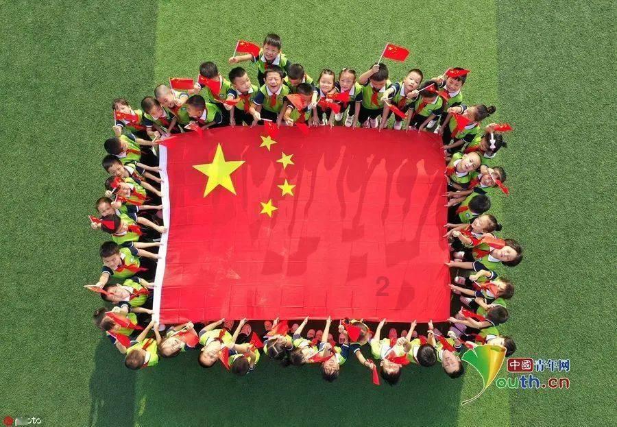 甜美小邮差